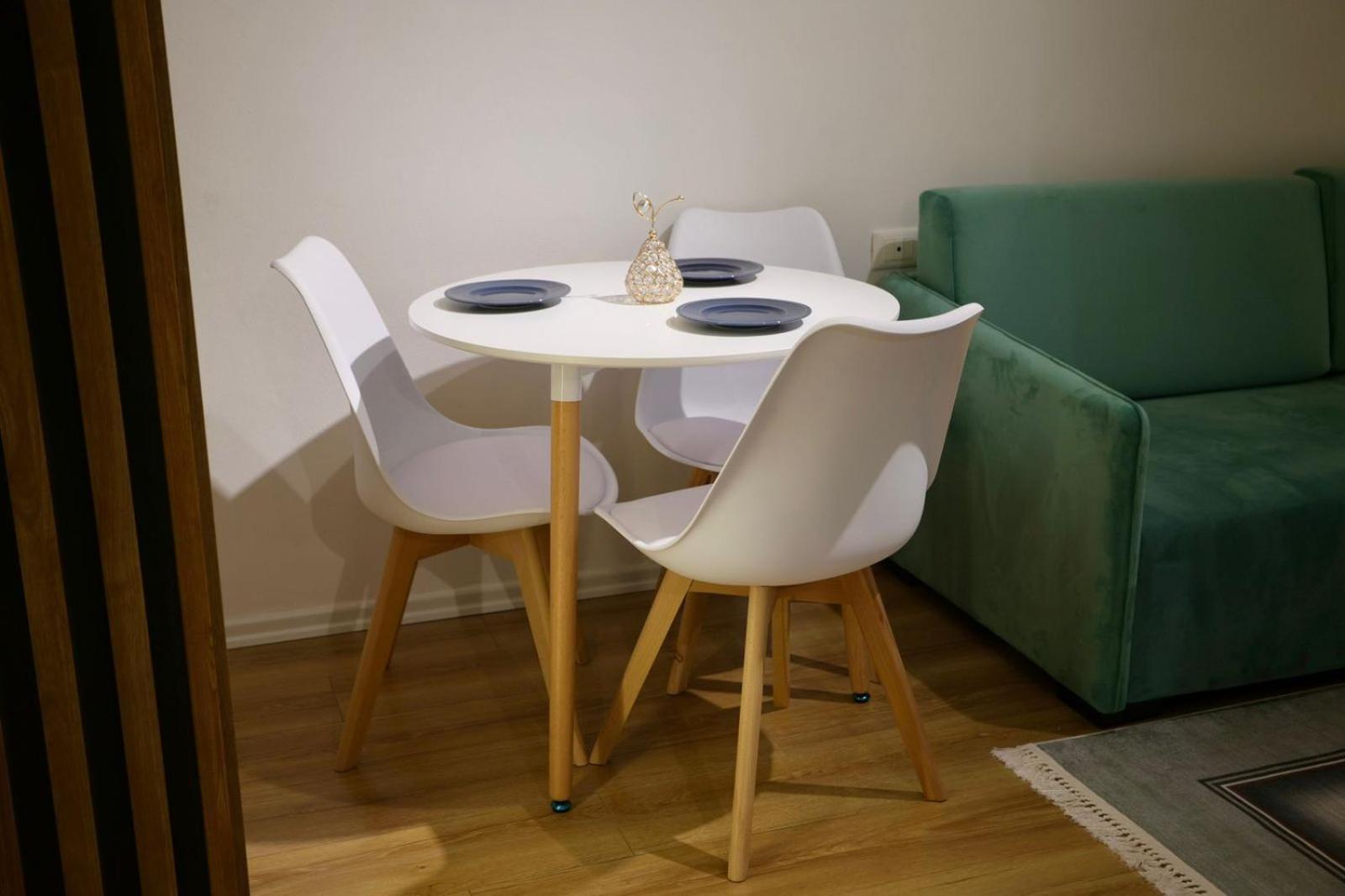 Apartment Tfs *